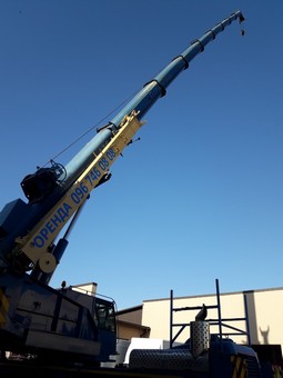 Работа автокрана Demag AC 70